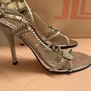 JLO women’s silver heels size 6.0
